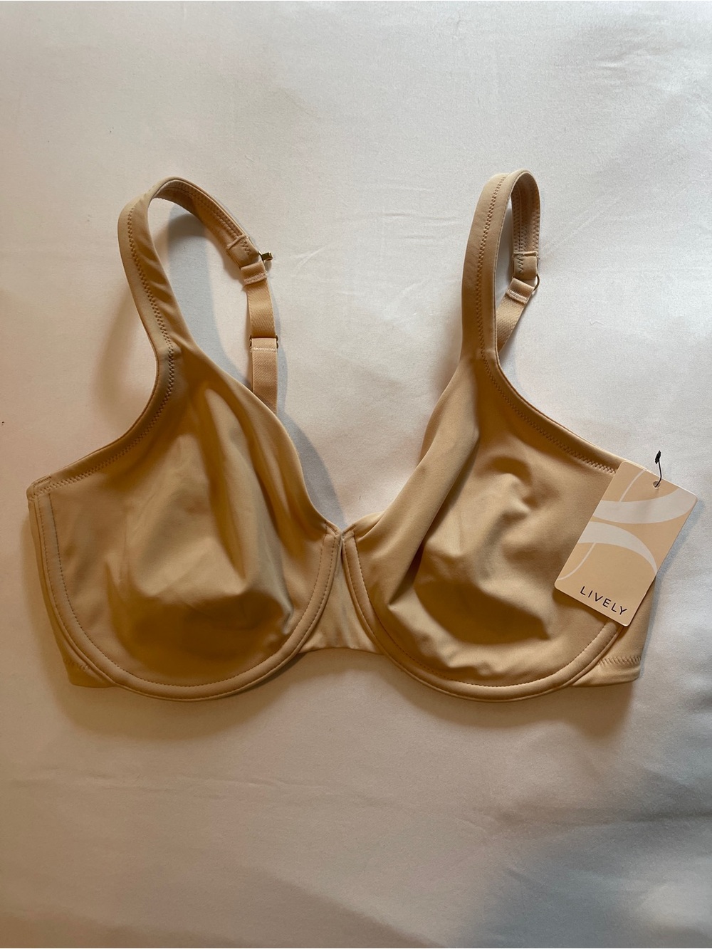Lively Beige Minimizer Bra Size 36D Toasted Almond 52243 NWT